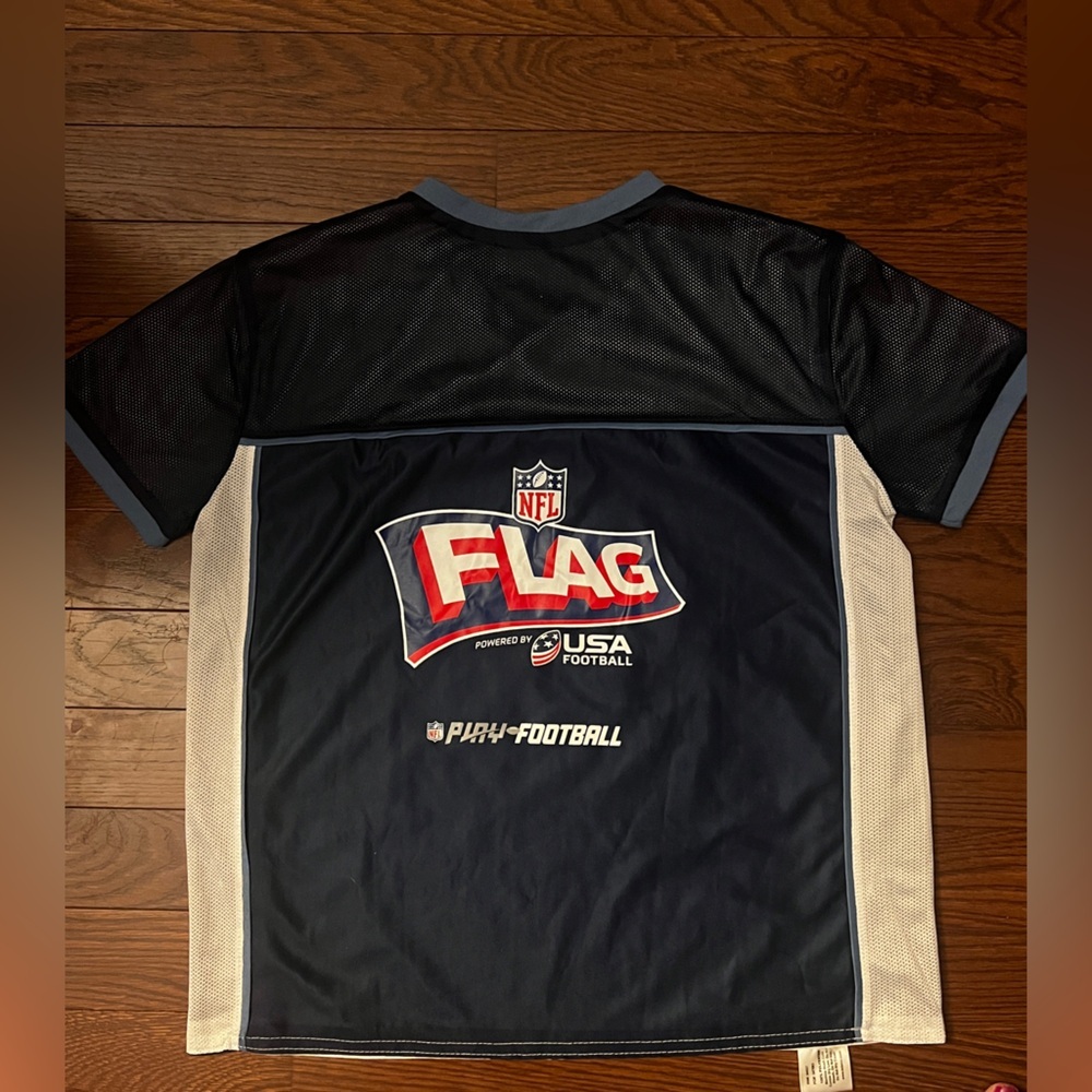Adult Medium Titans Reversible Flag Football Jersey - Picture 4 of 5